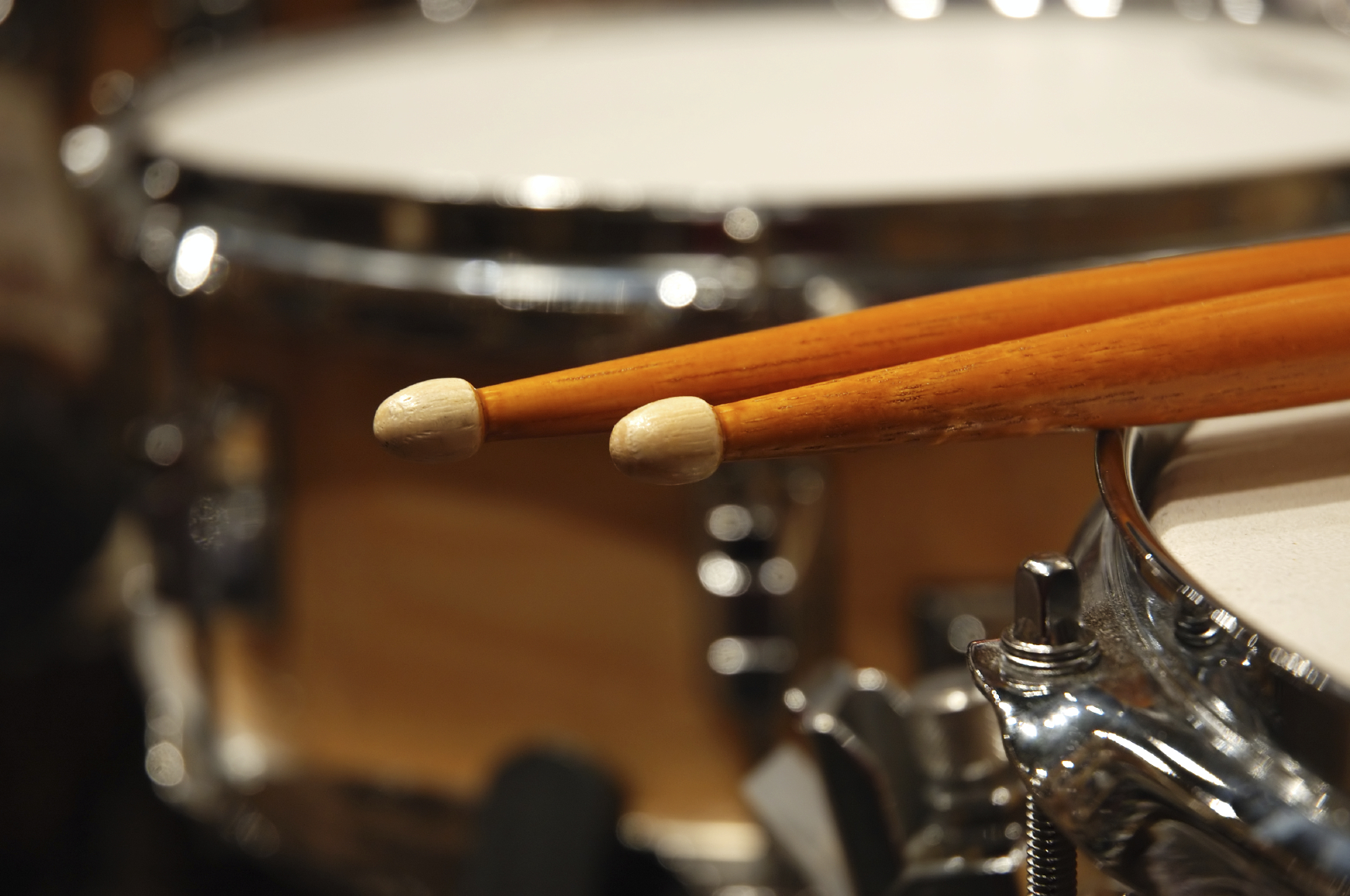 ドラムの音を劇的に変える３つの方法